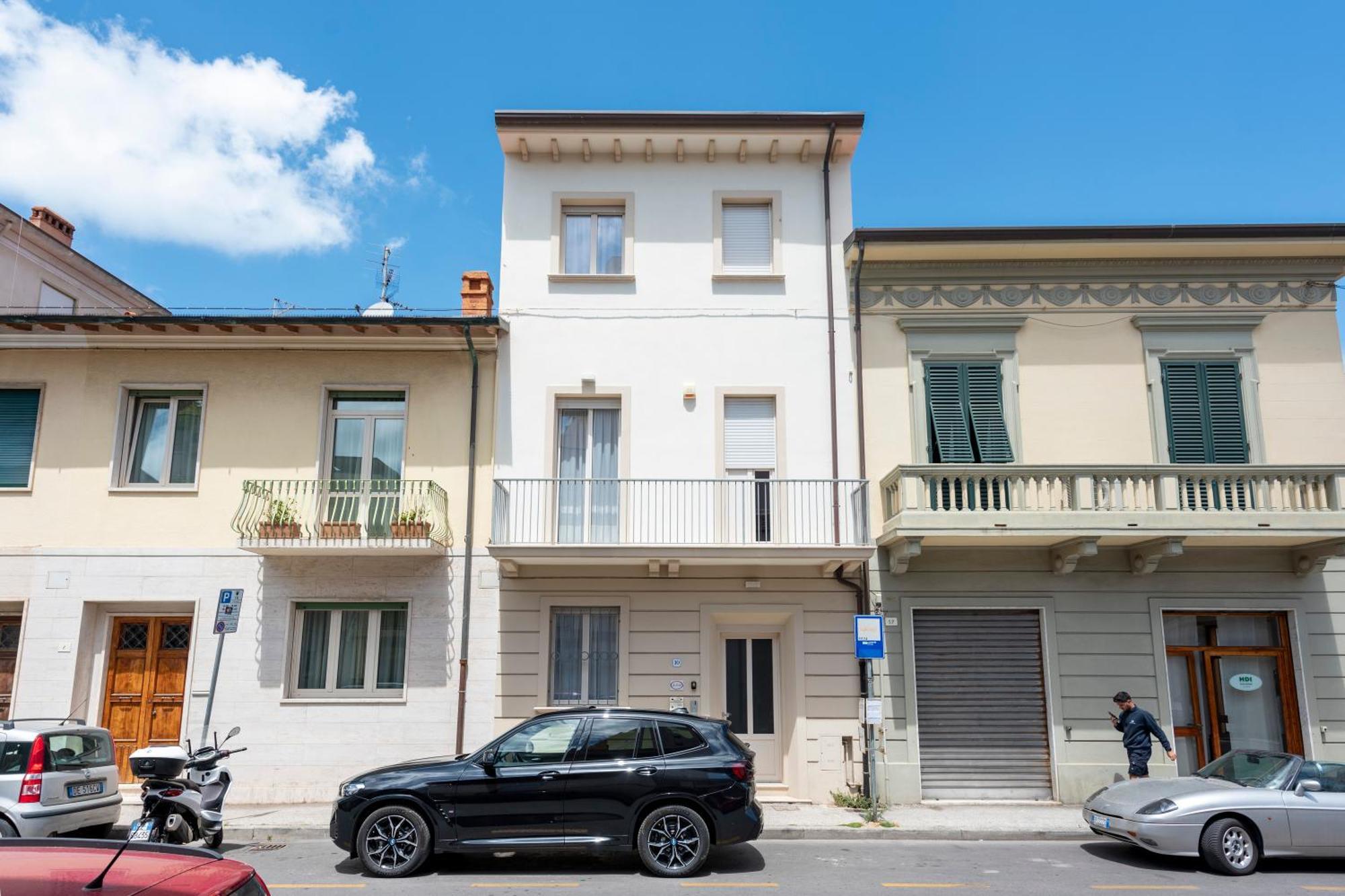 Ondina Apartment *