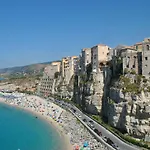 Жилье Для Отдыха Pizzo Beach Club 66G