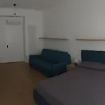 V Suite