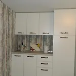 Appartamento Nini Short Lets