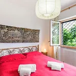 Como Lake Cosy Flat With Garden And Parking