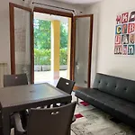 Appartamento Il Faro Con Giardino In Residence Con Piscina