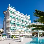 Hotel Punta Dell'Est
