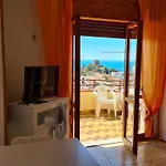 Monticello Sea View Apartments