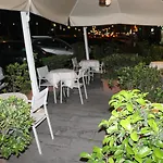 B&B Villa In Riviera