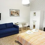 Bed A Cavour
