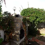 Dioscuri Townhouse