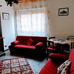 A Casa Di Elda, 5 Minuti Dal Mare