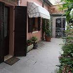Porta Del Carmine