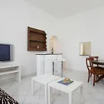 Roma Ostia 100 Mt Sea