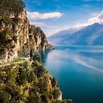 Domus Garda Thermae