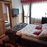 Appartamento 90 Con Vista E Balcone