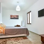 The Eagle Country House