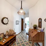 Virginia'S Guest House
