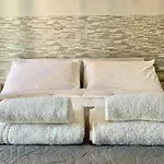 Naptown Rooms
