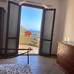 Villa Lo Scoglio