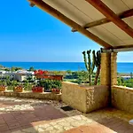 Villa Lo Scoglio