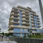 Riccio Blu Pochi Passi Dal Mare