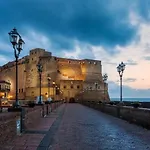 Vesuvius Suite - Elegante Appartamento In Centro