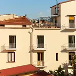 Luxury&Romantic Apartment With Balcony In Sorrento