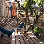La Casa Del Nespolo, 2 Terrazzi E 2 Bagni In Centro
