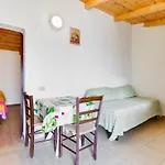 Charming Apartment In Pisciotta 37 M² With Terrace