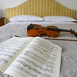 Violinist'S House