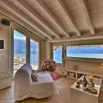 Attico Elais - Theater Home