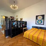Apartment In Historical Villa With Stunning View