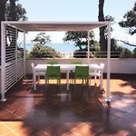 Pineta Blu, Villa Sul Mare Con Due Appartamenti Indipendenti Tra Terracina E Sperlonga