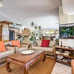 Hotel Club