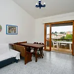 S78 - Sirolo, Trilocale Con Terrazzo In Centro
