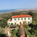 ROOM IN VILLA -Livorno - Montenero