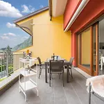 New Eleven Apartment On Como Lake