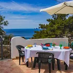 Bluponza Case Vacanza Appartamento Astrea