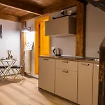 La Nova Flats