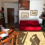 House Gloria - Apartment With Lake View