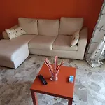 Vesuvio Corner - Spacious And Colorful Apartment In San Giorgio, Very Close To Napoli, Ideal For Families And Groups, Close To Pompeii, Sorrento...