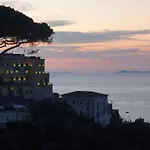Casa Fradalisa Vico Equense Intera Casa