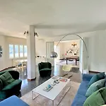 Large Apartment 200 M2 Fantastic View On Lake Como