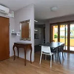 S233 - Sirolo, Meraviglioso Trilocale Con Giardino
