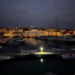 Valeria San Vincenzo Apartment