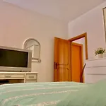Villalara Piscina, Vista Mare Con Agevolazione Traghetti