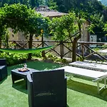 Holiday House Ruocco
