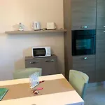 Casa Di Corso Umberto Vicino Al Mare, Alla Stazione, A Piazza XX Settembre Ed Al Borgo Marinaro