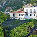 Il Limoneto Di Lulu, Holidays Among The Lemon Trees