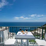 Moressas In Praiano