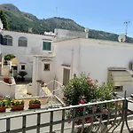 La Sirena Guest House
