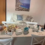 Confortevole Mini Casa Vacanza Siderno