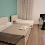 B&B Porto Vecchio Rooms - Stazione Centrale Trieste